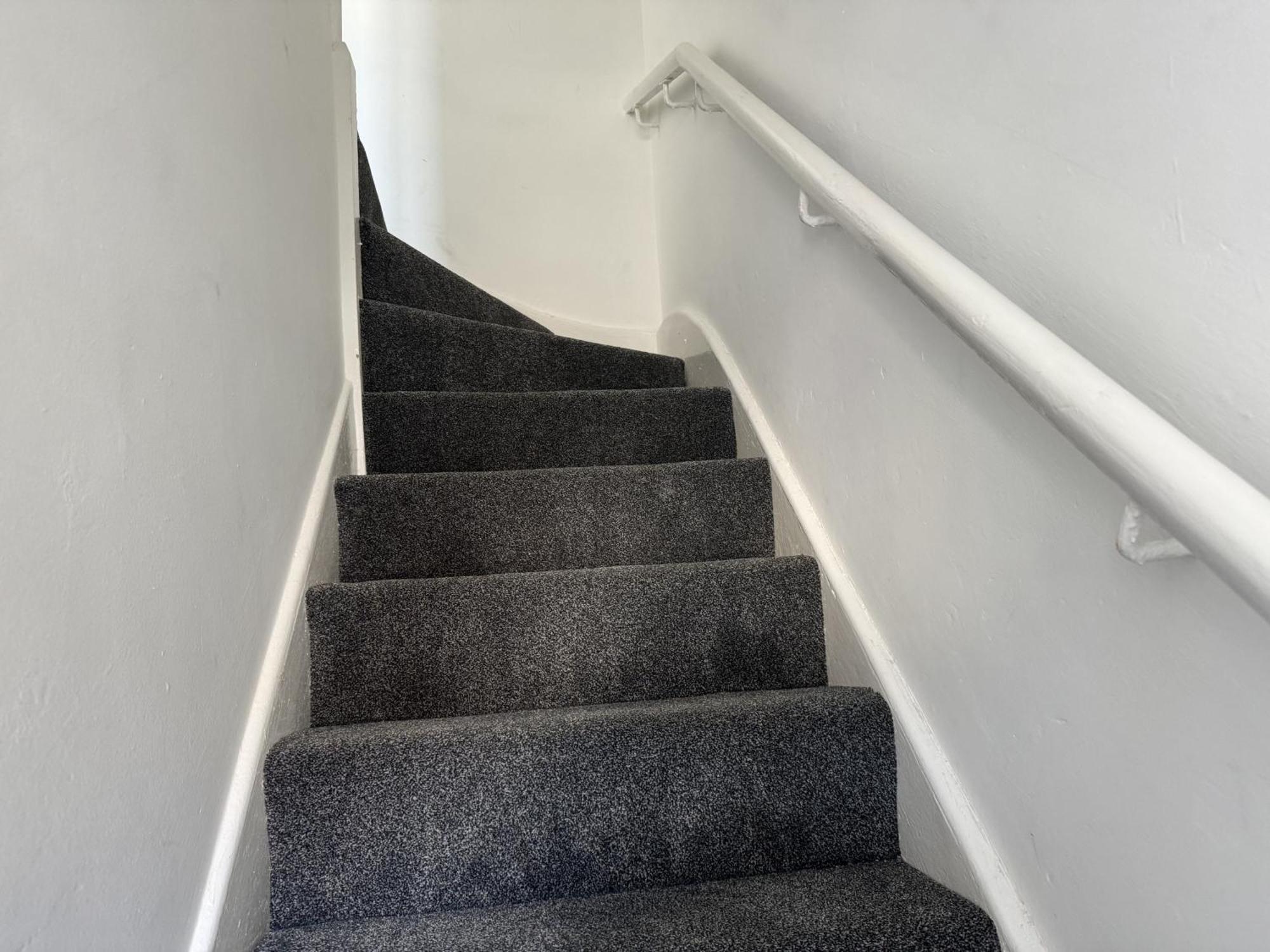 Knotty Ash - 3 Beds - Sleeps 6 - On-site Parking Holiday home Liverpool