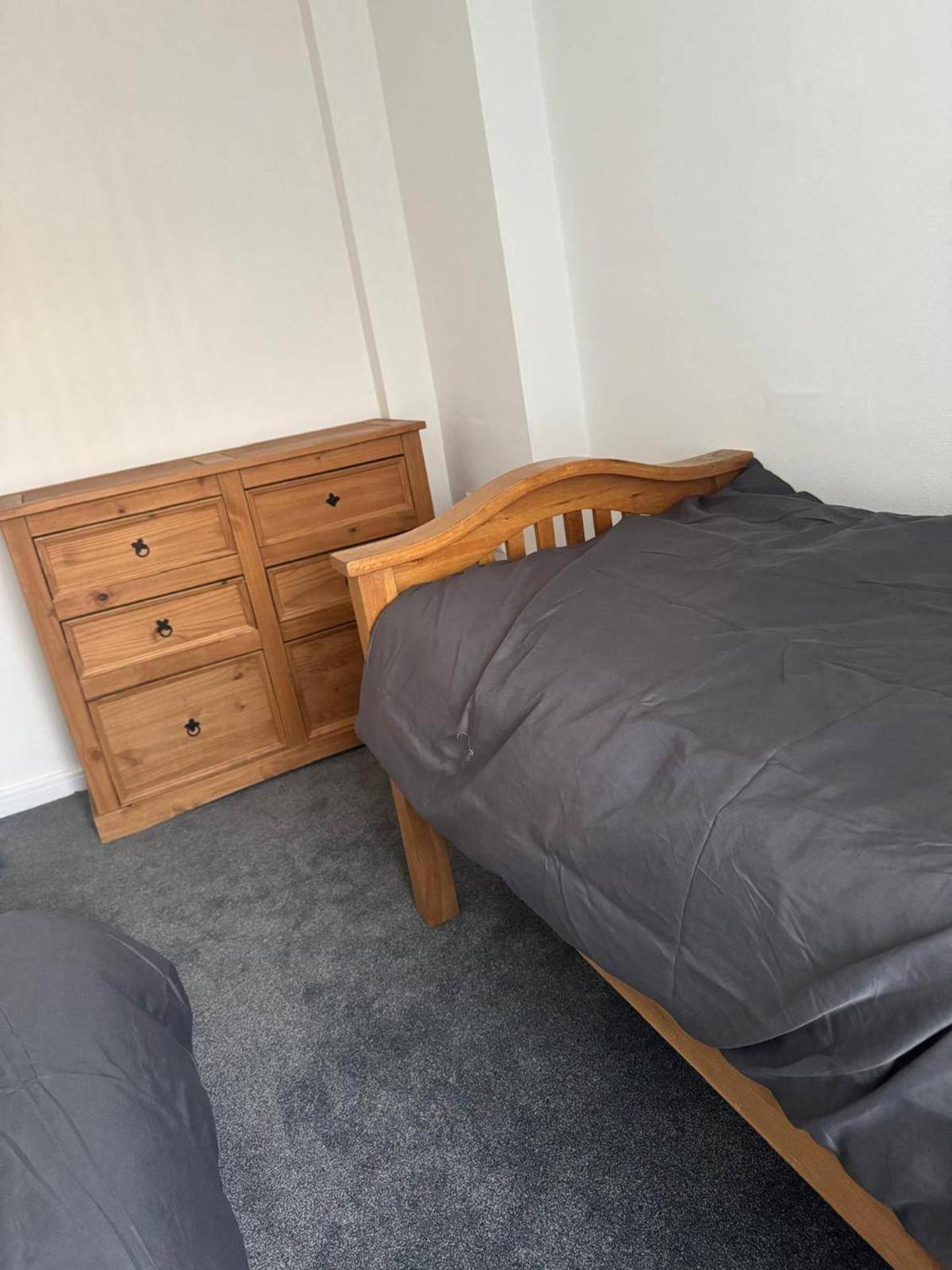 Knotty Ash - 3 Beds - Sleeps 6 - On-site Parking