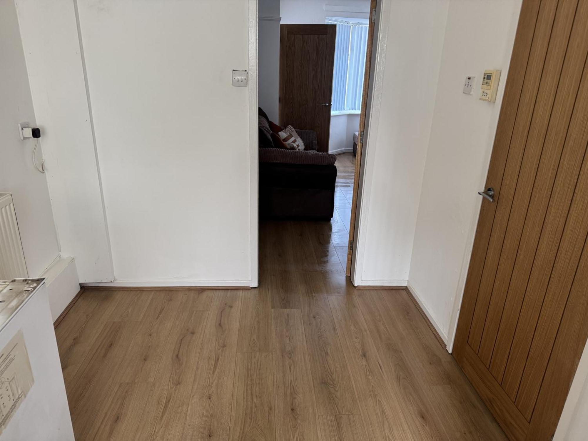 Knotty Ash - 3 Beds - Sleeps 6 - On-site Parking Holiday home *