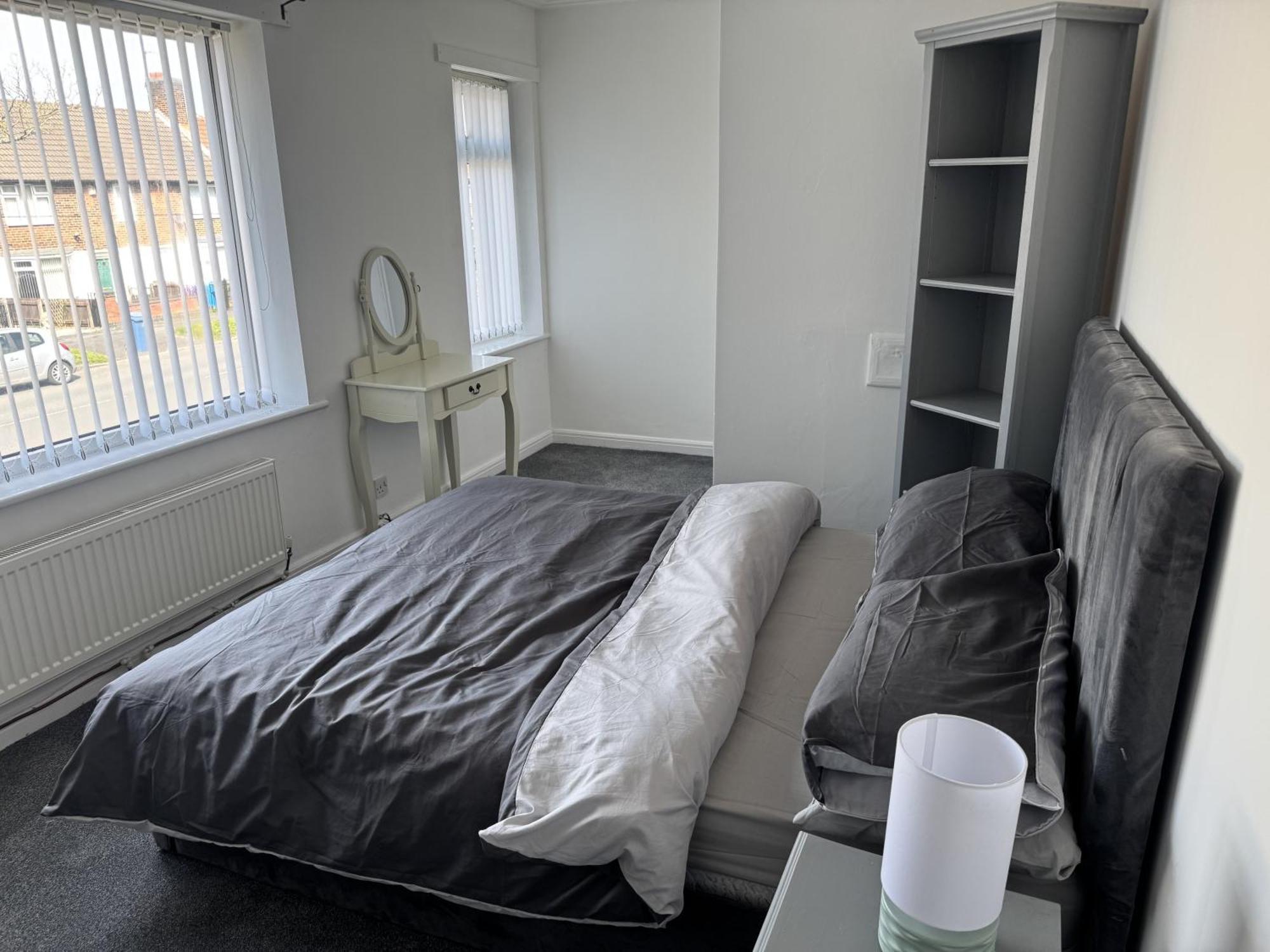 Holiday home Knotty Ash - 3 Beds - Sleeps 6 - On-site Parking