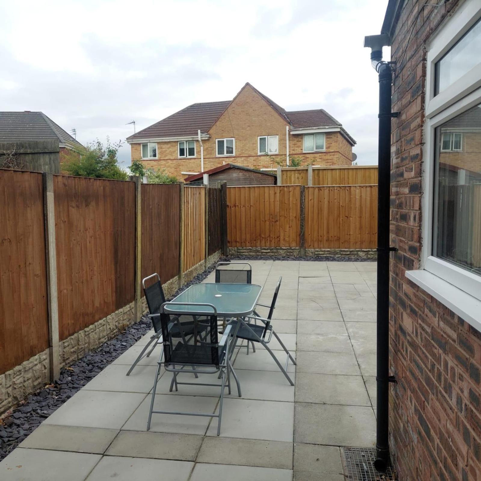 Holiday home Knotty Ash - 3 Beds - Sleeps 6 - On-site Parking